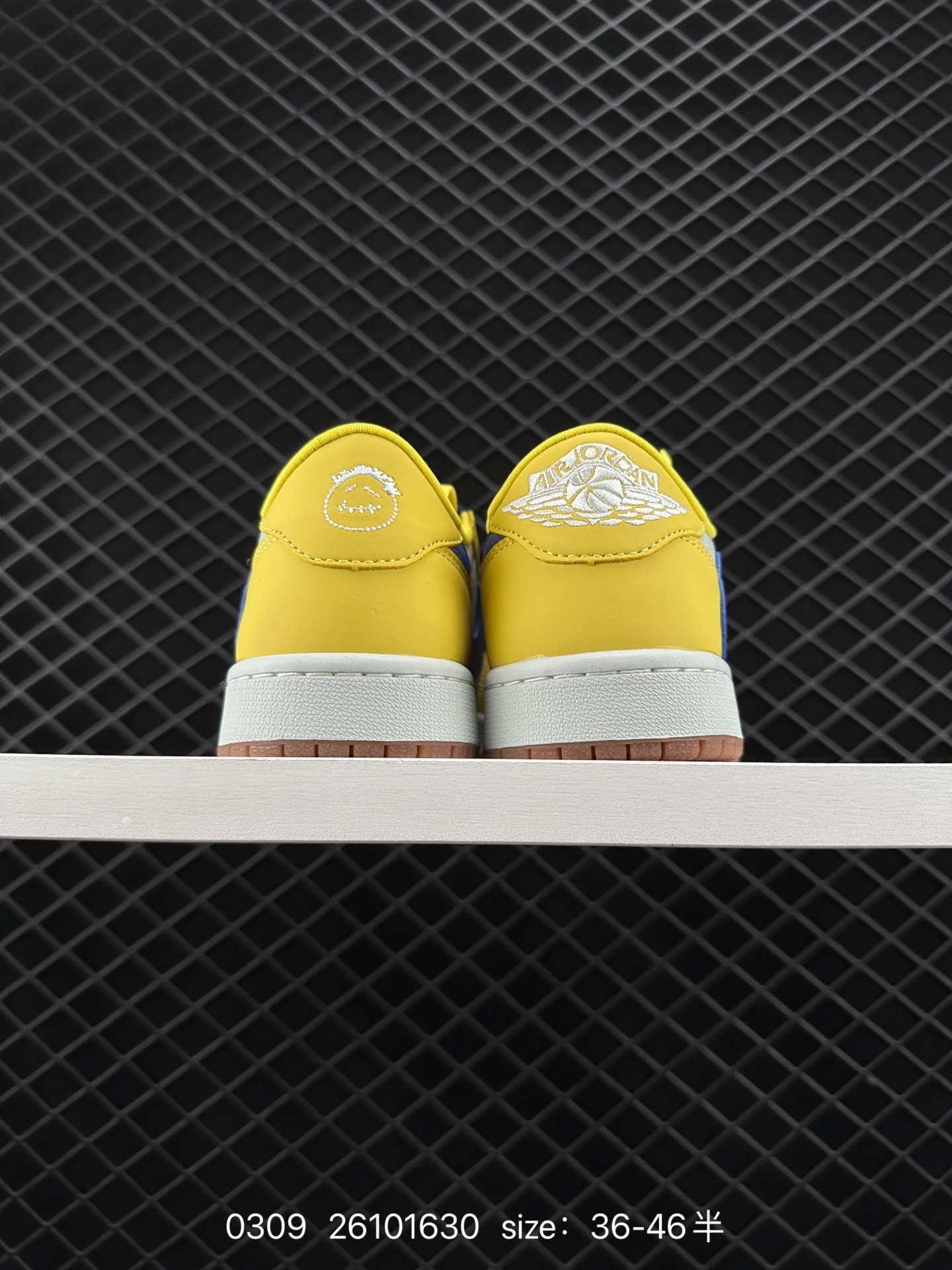 Travis Scott x Air Jordan 1 Low 